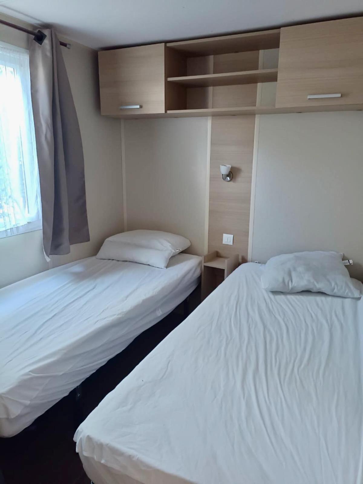 Mobilhome Jf64 40M2 Camping Familial Les Mathes Exteriér fotografie