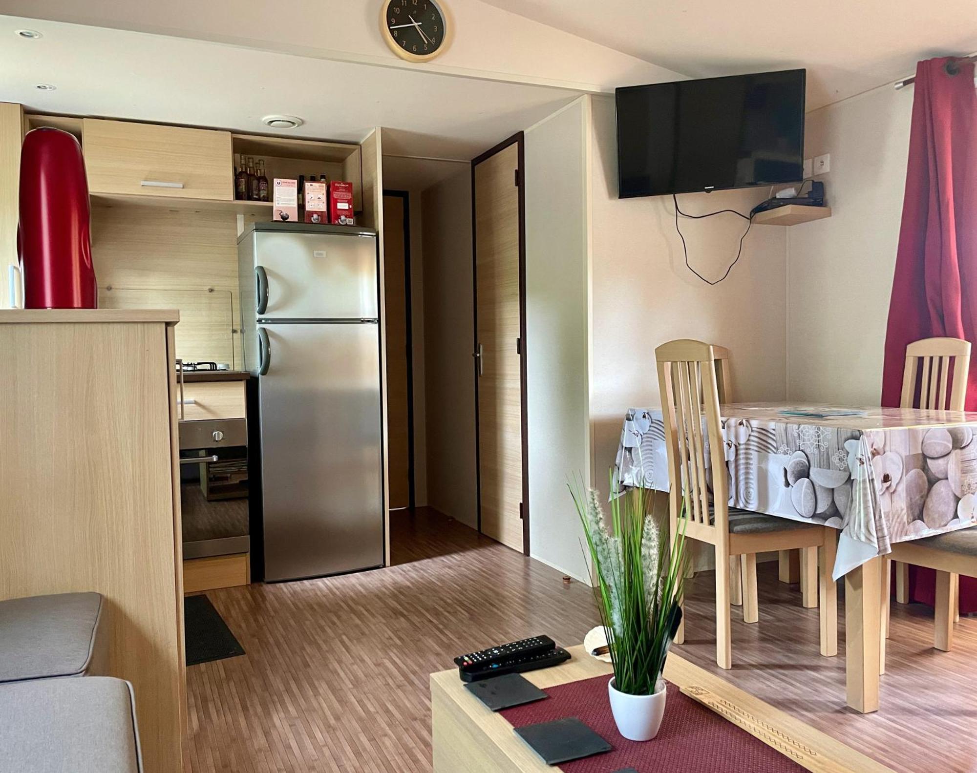 Mobilhome Jf64 40M2 Camping Familial Les Mathes Exteriér fotografie